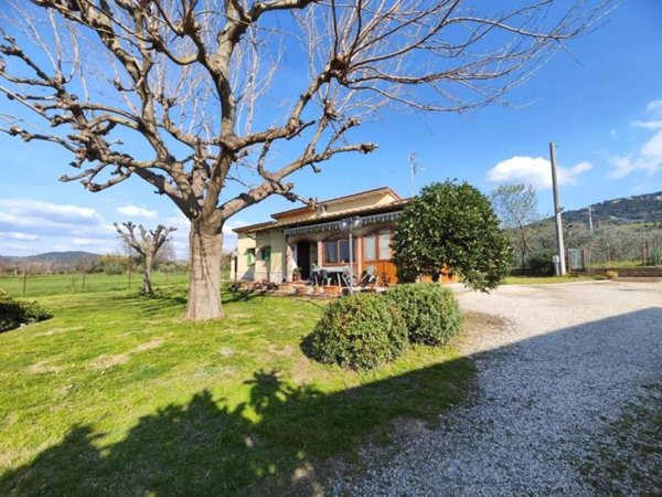 casa indipendente in vendita a Gavorrano in zona Bagno di Gavorrano