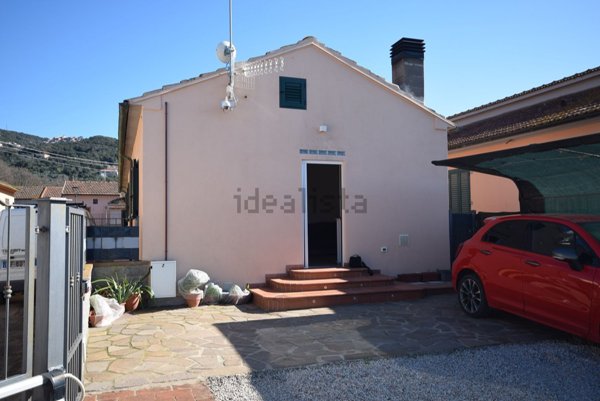 casa indipendente in vendita a Gavorrano in zona Bagno di Gavorrano