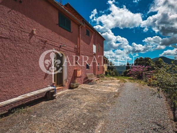 casa indipendente in vendita a Gavorrano