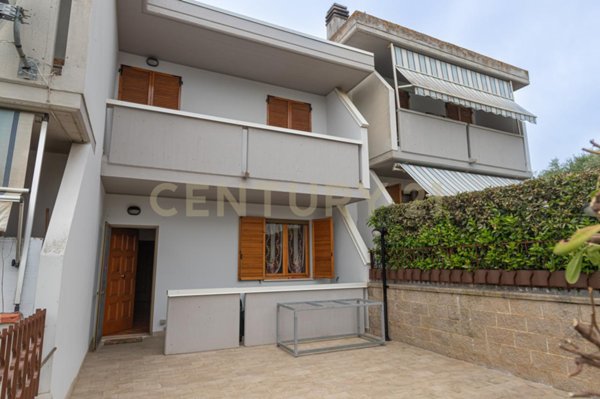 casa indipendente in vendita a Gavorrano