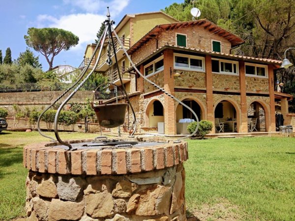 casa indipendente in vendita a Gavorrano in zona Giuncarico