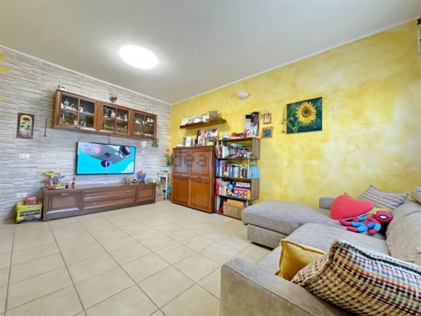 appartamento in vendita a Gavorrano in zona Ravi