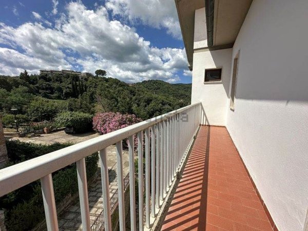 casa indipendente in vendita a Gavorrano in zona Caldana