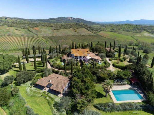 casa indipendente in vendita a Gavorrano in zona Bagno di Gavorrano