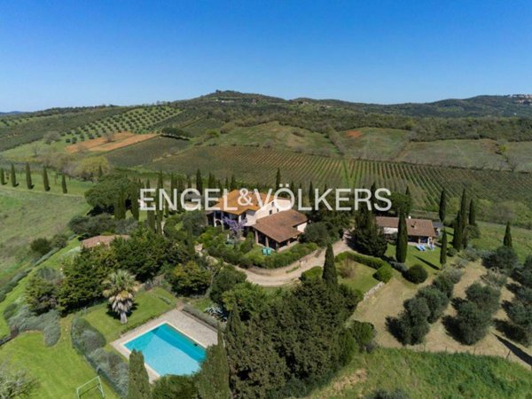 casa indipendente in vendita a Gavorrano