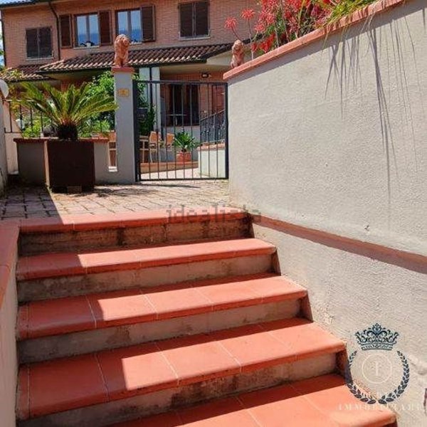 casa indipendente in vendita a Gavorrano