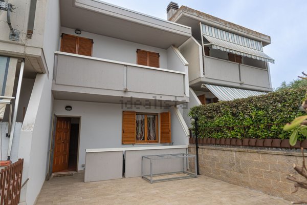 casa indipendente in vendita a Gavorrano