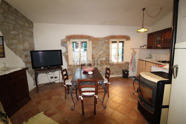 appartamento in vendita a Gavorrano in zona Giuncarico