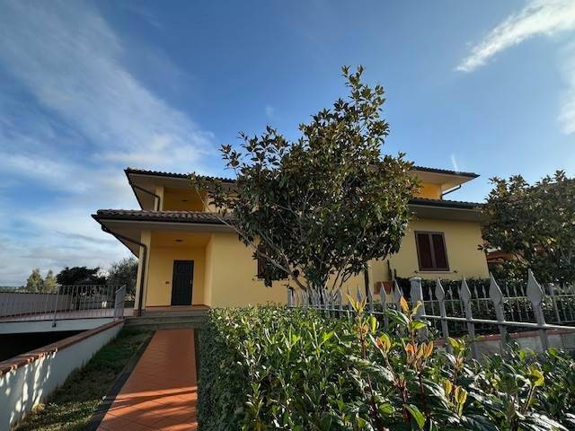 appartamento in vendita a Gavorrano in zona Bagno di Gavorrano