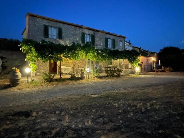 casale in vendita a Gavorrano in zona Filare