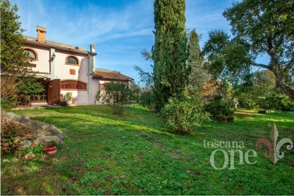 casa indipendente in vendita a Gavorrano