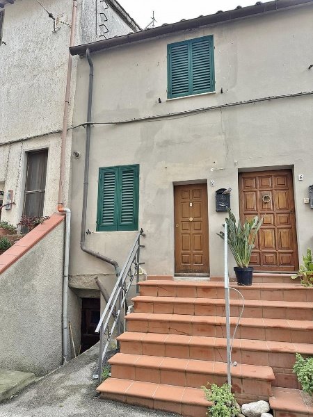 appartamento in vendita a Gavorrano in zona Ravi