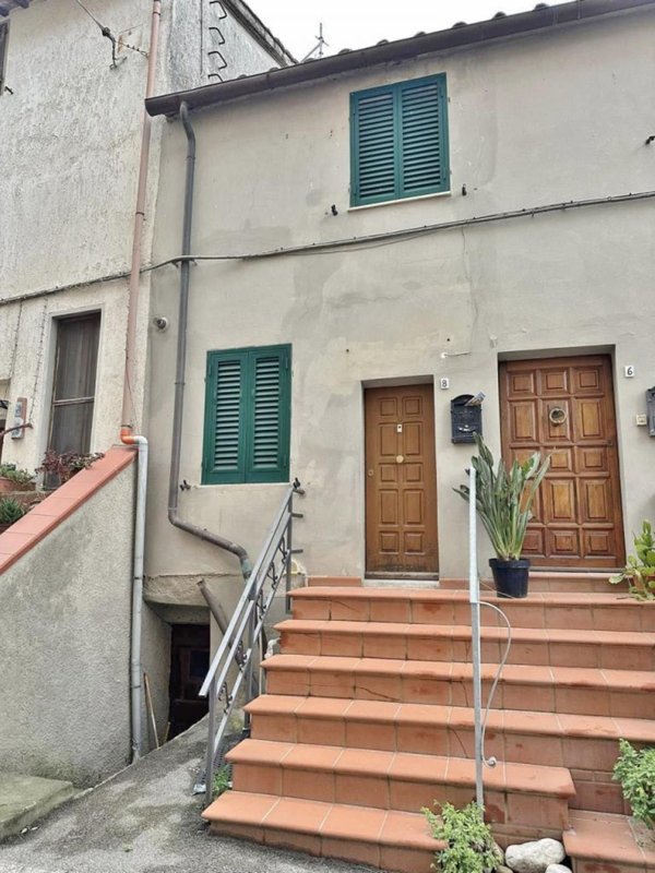 appartamento in vendita a Gavorrano in zona Ravi