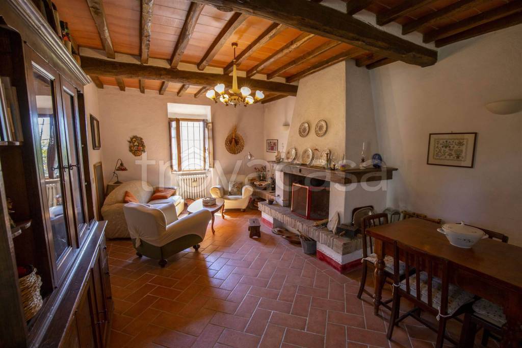casa indipendente in vendita a Gavorrano in zona Caldana