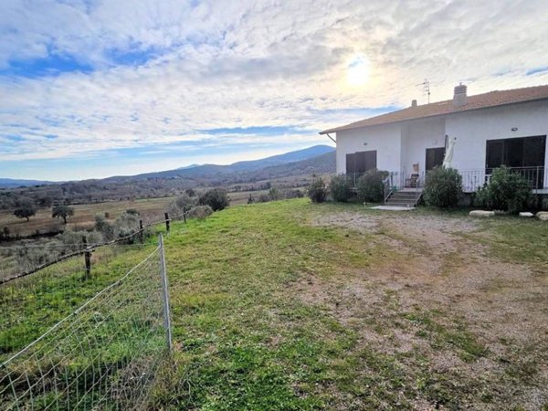 casa indipendente in vendita a Gavorrano