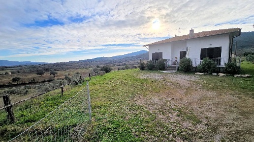 casa indipendente in vendita a Gavorrano