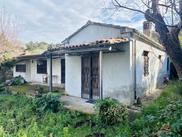 casa indipendente in vendita a Gavorrano in zona Bagno di Gavorrano