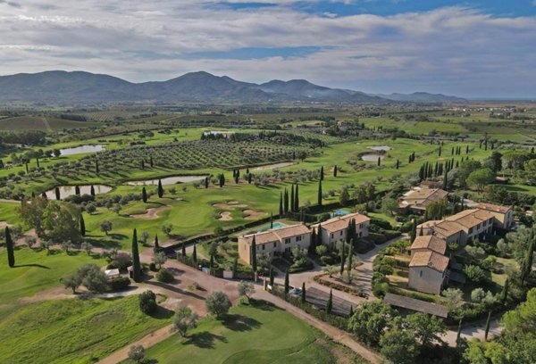 casa indipendente in vendita a Gavorrano