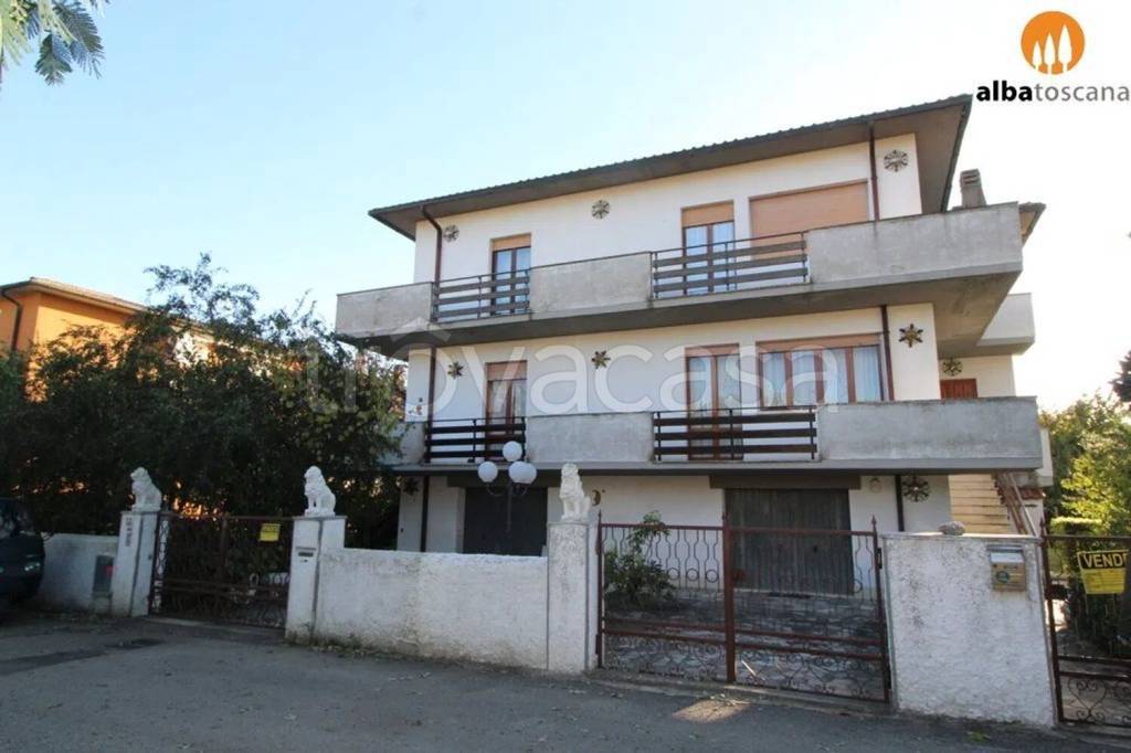 casa indipendente in vendita a Gavorrano in zona Grilli