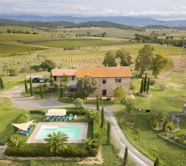 casa indipendente in vendita a Gavorrano