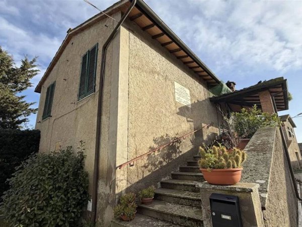 casa indipendente in vendita a Gavorrano