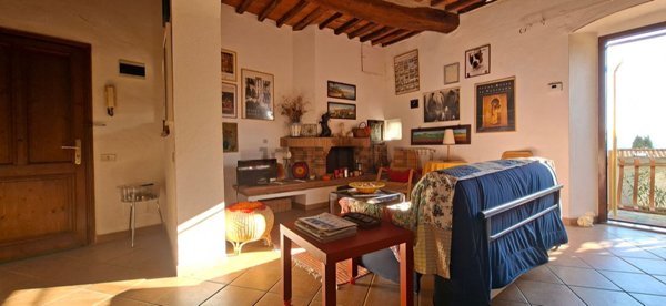 appartamento in vendita a Gavorrano in zona Giuncarico