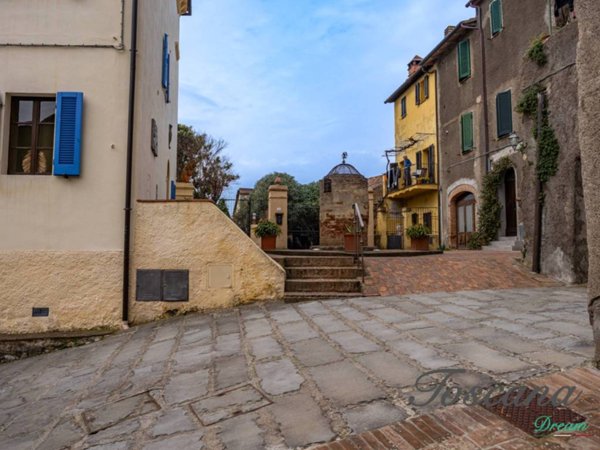 appartamento in vendita a Gavorrano in zona Giuncarico