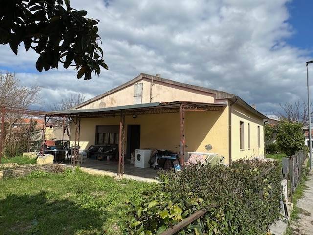 appartamento in vendita a Gavorrano in zona Bagno di Gavorrano