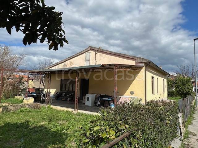 appartamento in vendita a Gavorrano in zona Bagno di Gavorrano