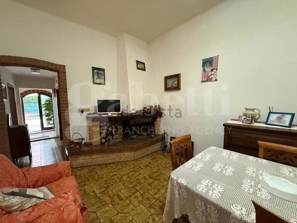 casa indipendente in vendita a Gavorrano in zona Bagno di Gavorrano