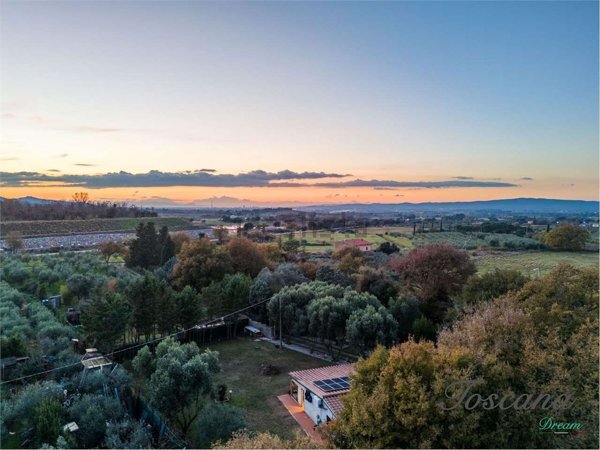 casa indipendente in vendita a Gavorrano in zona Bagno di Gavorrano