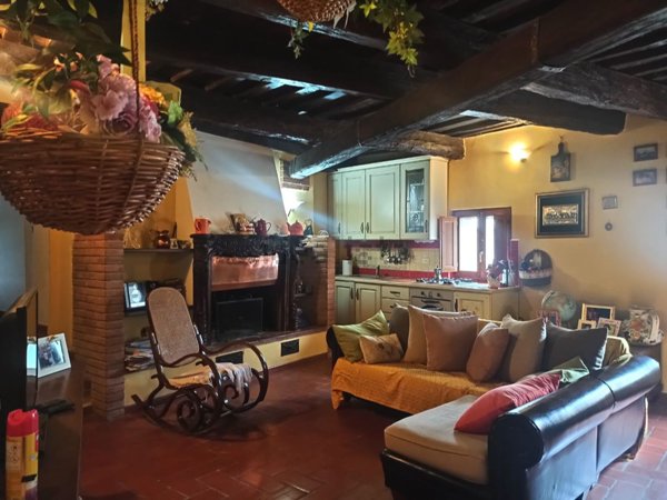 appartamento in vendita a Gavorrano in zona Ravi