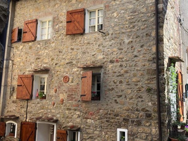 casa indipendente in vendita a Gavorrano in zona Giuncarico