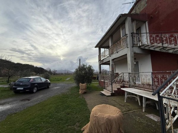 casa indipendente in vendita a Gavorrano in zona Grilli