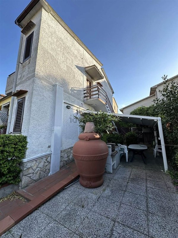 appartamento in vendita a Gavorrano in zona Bagno di Gavorrano