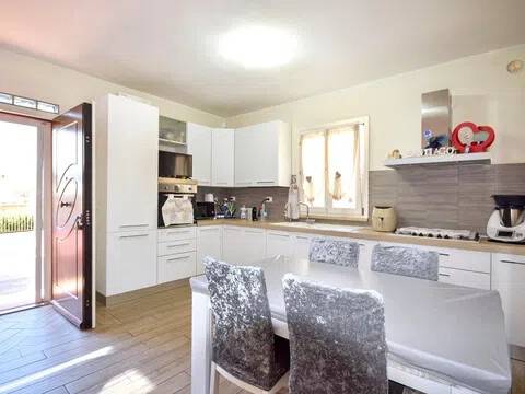 casa indipendente in vendita a Gavorrano in zona Bagno di Gavorrano