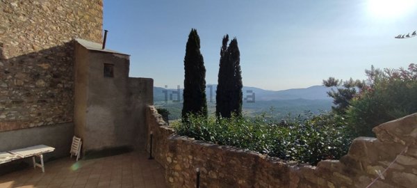 appartamento in vendita a Gavorrano in zona Giuncarico