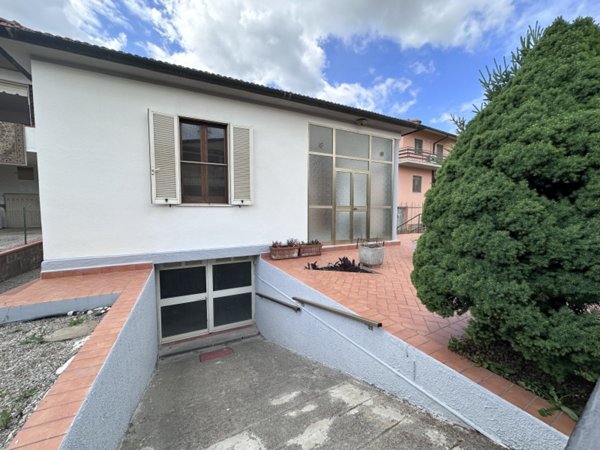 casa indipendente in vendita a Gavorrano in zona Bagno di Gavorrano
