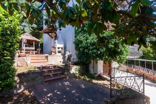 casa indipendente in vendita a Gavorrano