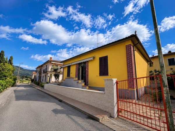 appartamento in vendita a Gavorrano in zona Bagno di Gavorrano