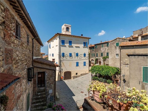 appartamento in vendita a Gavorrano in zona Giuncarico