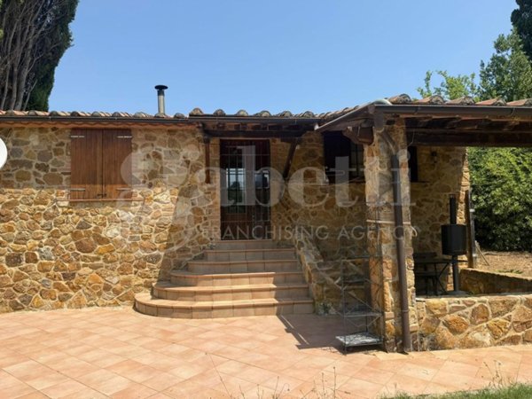 casa indipendente in vendita a Gavorrano