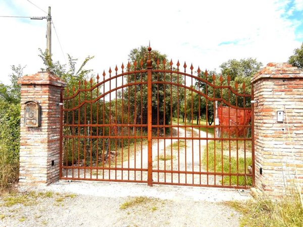 casa indipendente in vendita a Gavorrano