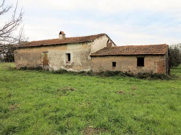 casa indipendente in vendita a Gavorrano in zona Bagno di Gavorrano