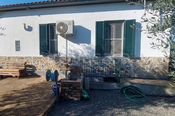 casa indipendente in vendita a Gavorrano
