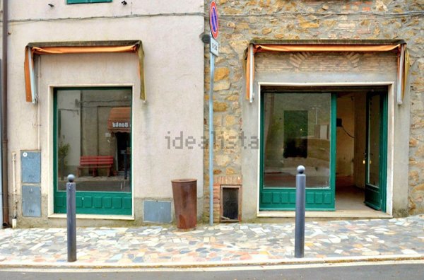locale commerciale in vendita a Gavorrano in zona Caldana