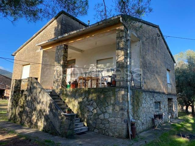 casa indipendente in vendita a Gavorrano
