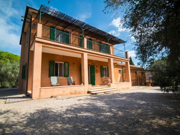 casa indipendente in vendita a Gavorrano