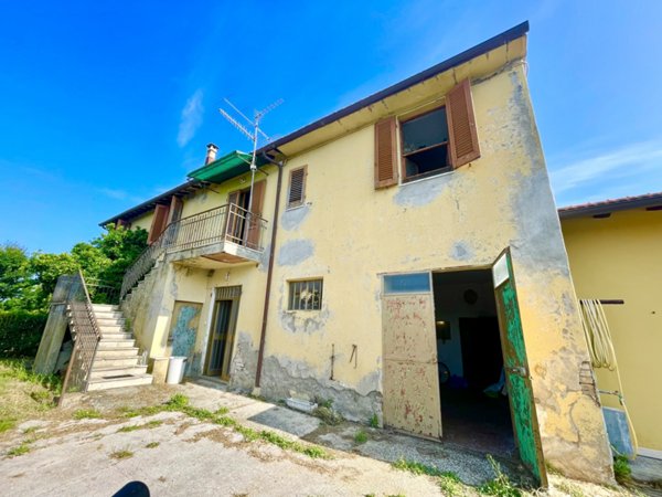 casa indipendente in vendita a Grosseto in zona Bagno Roselle