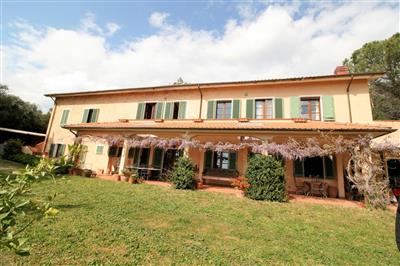 casa indipendente in vendita a Grosseto in zona Montepescali